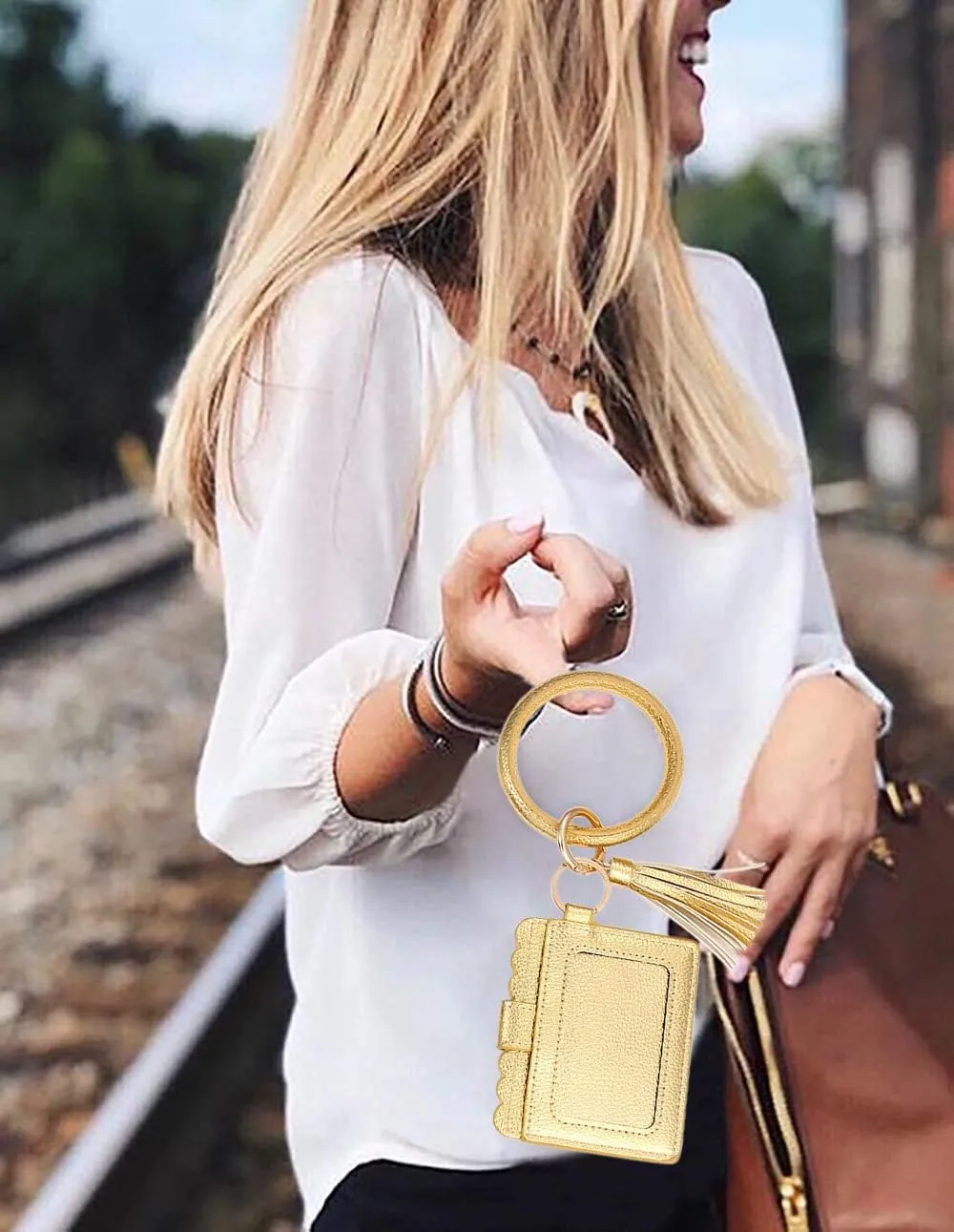 Bangle Keychain Keyring Bracelet Women Round Tassel Faux Leather Key Ring With Wallet Purse Wristlet Card Holder