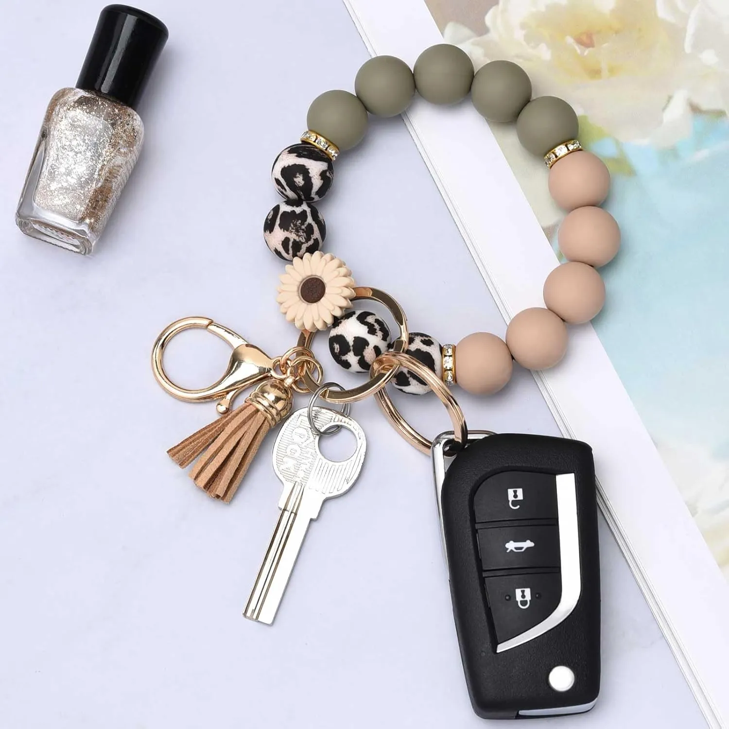 BAOSIWA Silicone Beaded Keychain Wristlet Key Ring Bracelet Cute Car Key Chain Holder for Women Girls