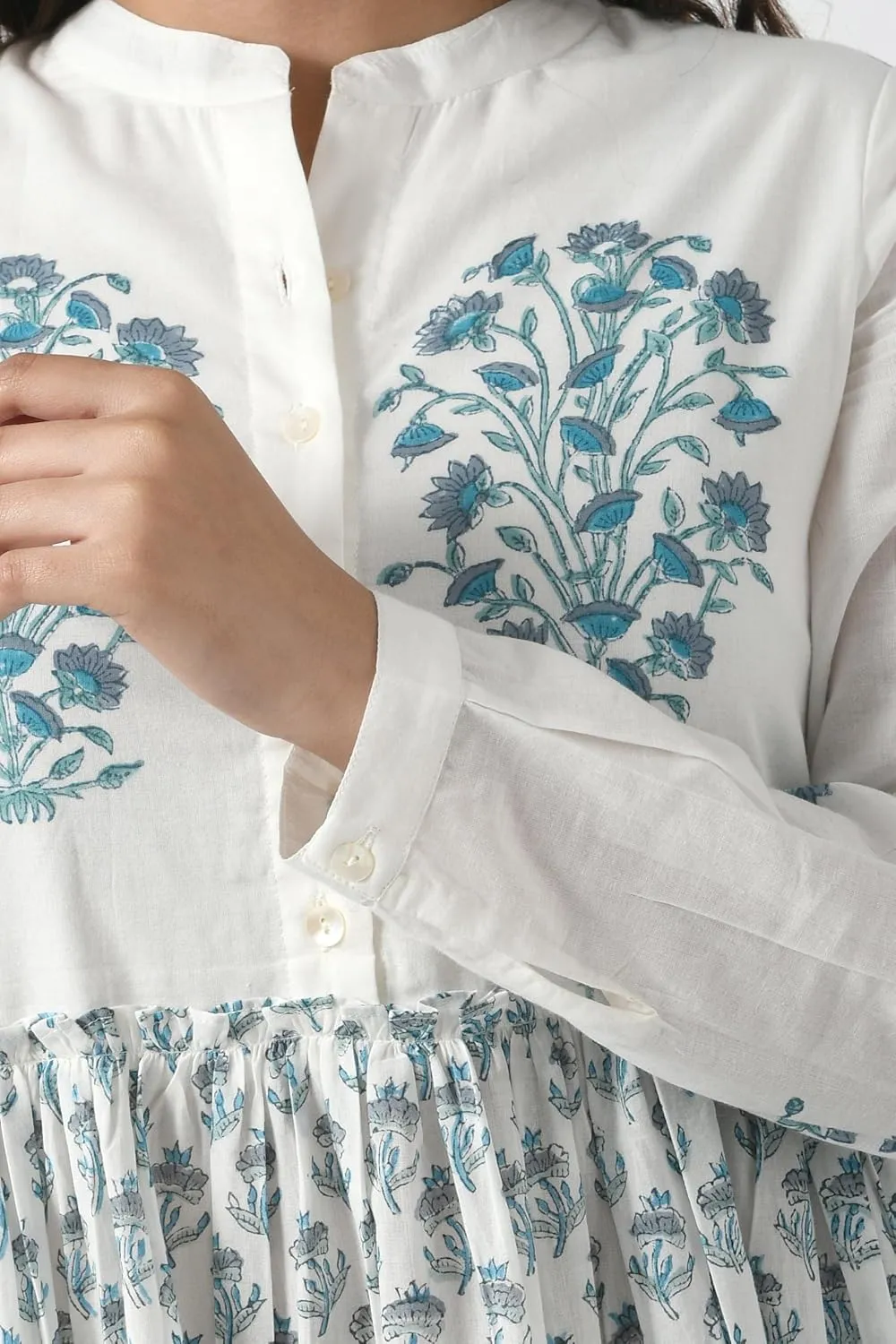 Boho Maxi Dress for Women Tiered Cotton Long Gown with Pockets Full Sleeve Button Down Ruffle Dress