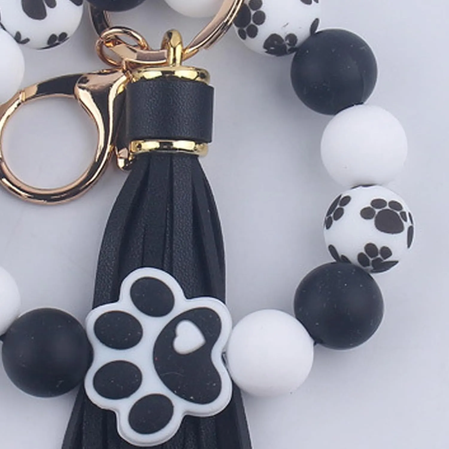 Claw Silicone Beaded Bracelet Wrist Keychain, PU Leather Tassel Bangle Car Keychain for Women,Key Ring Wristlet Key Chains