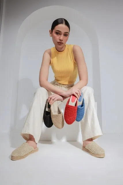 Flat Sole Slip-On Clogs-Blue