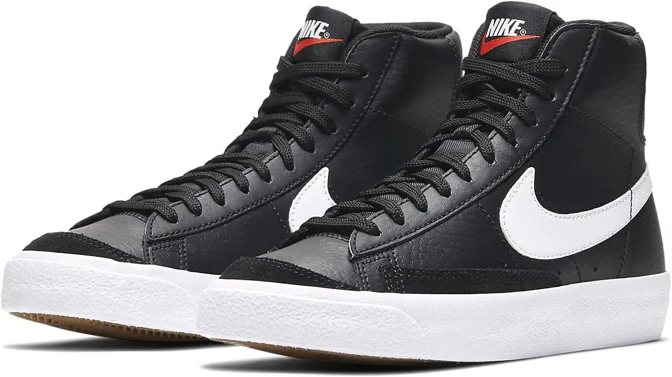 Nike Boy's Air Force 1 Mid Le (Big Kid)