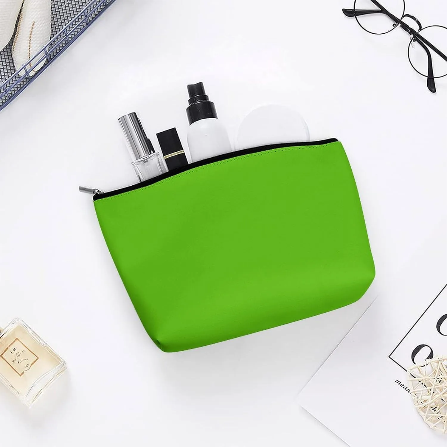 Travel Makeup Bag, Bright Green Cosmetic Bags for Women Large Capacity Waterproof Toiletry Pouch Make up Organizer