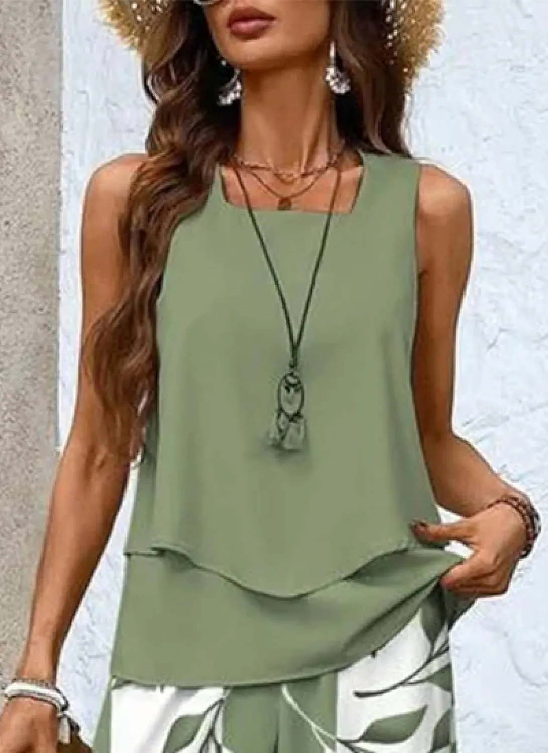 Women's 2 Piece Outfits Green Sleeveless Double Layer Top and Leaf Print Wide Leg Pants Lounge Sets 2025 Summer Trendy